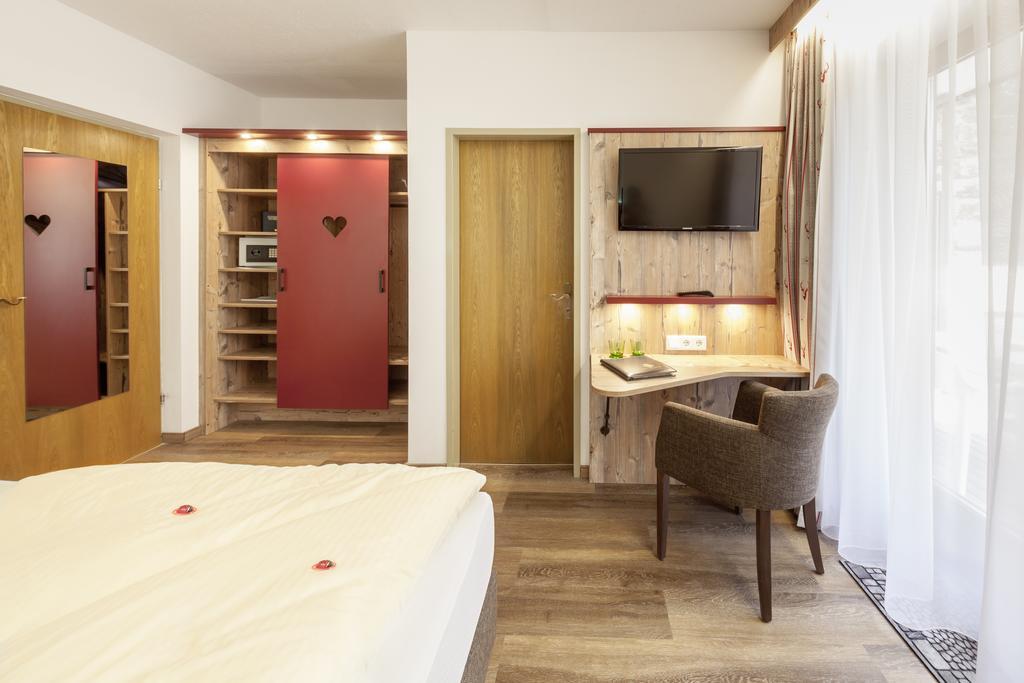 Raffl'S Hotel Leutasch Ngoại thất bức ảnh